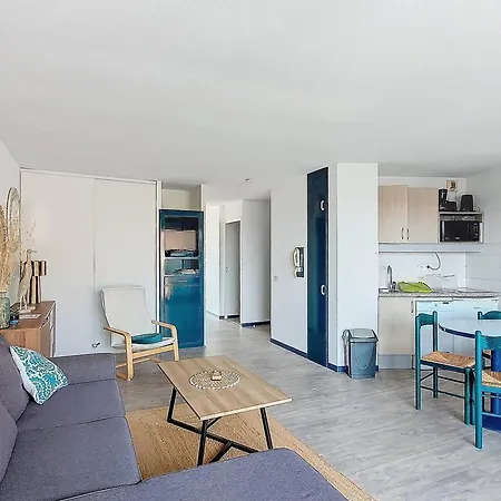 Apartment T3 Avec Terrasse Et Piscine Collective *