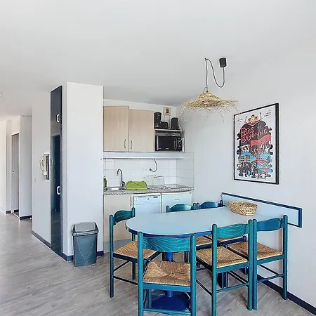 T3 Avec Terrasse Et Piscine Collective - Fr-1-857-58 *