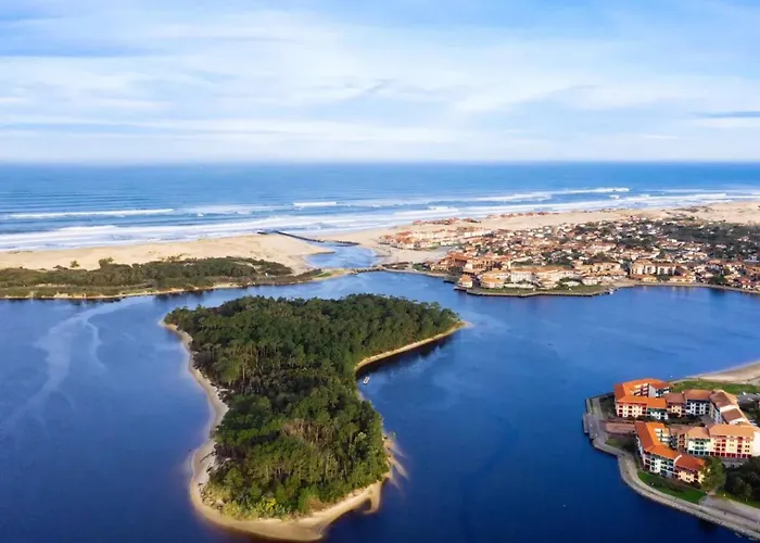 T3 Avec Terrasse Et Piscine Collective - Fr-1-857-58